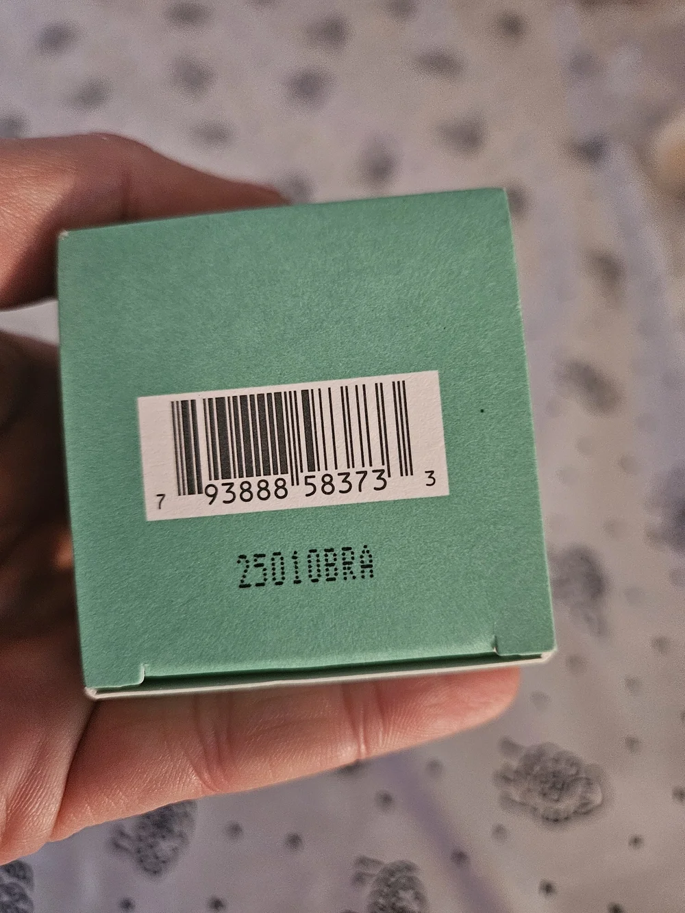 Briogeo Style + Treat Dry Shampoo Puff - Mint Green
